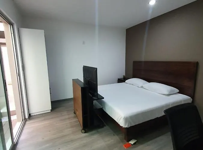 Puerta Condesa, Rooms&studios