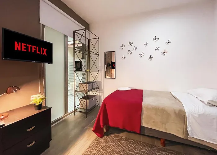 Apartamento Puerta Condesa, Rooms&studios *