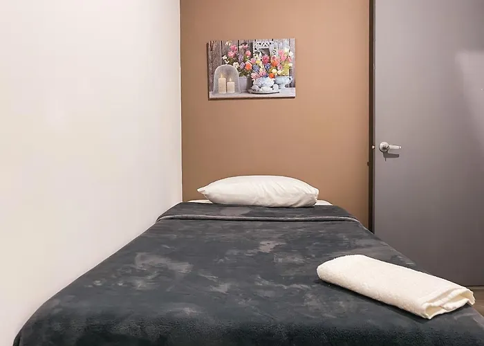 Puerta Condesa, Rooms&studios Apartamento