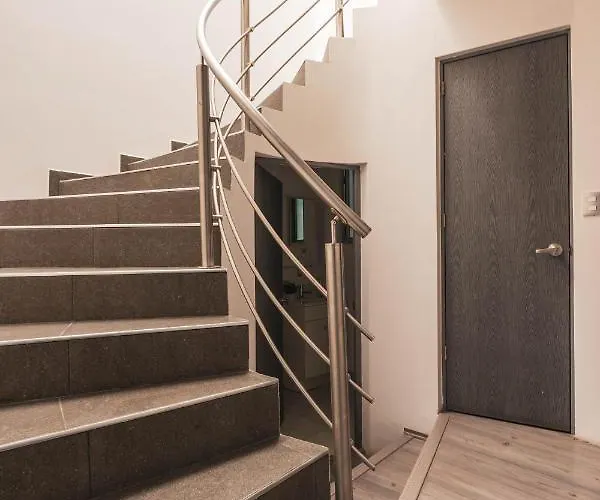 Puerta Condesa, Rooms&studios *